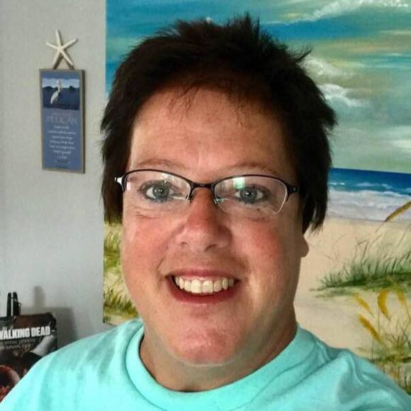 Meet your Posher, Lucy - Picture 1 of 1